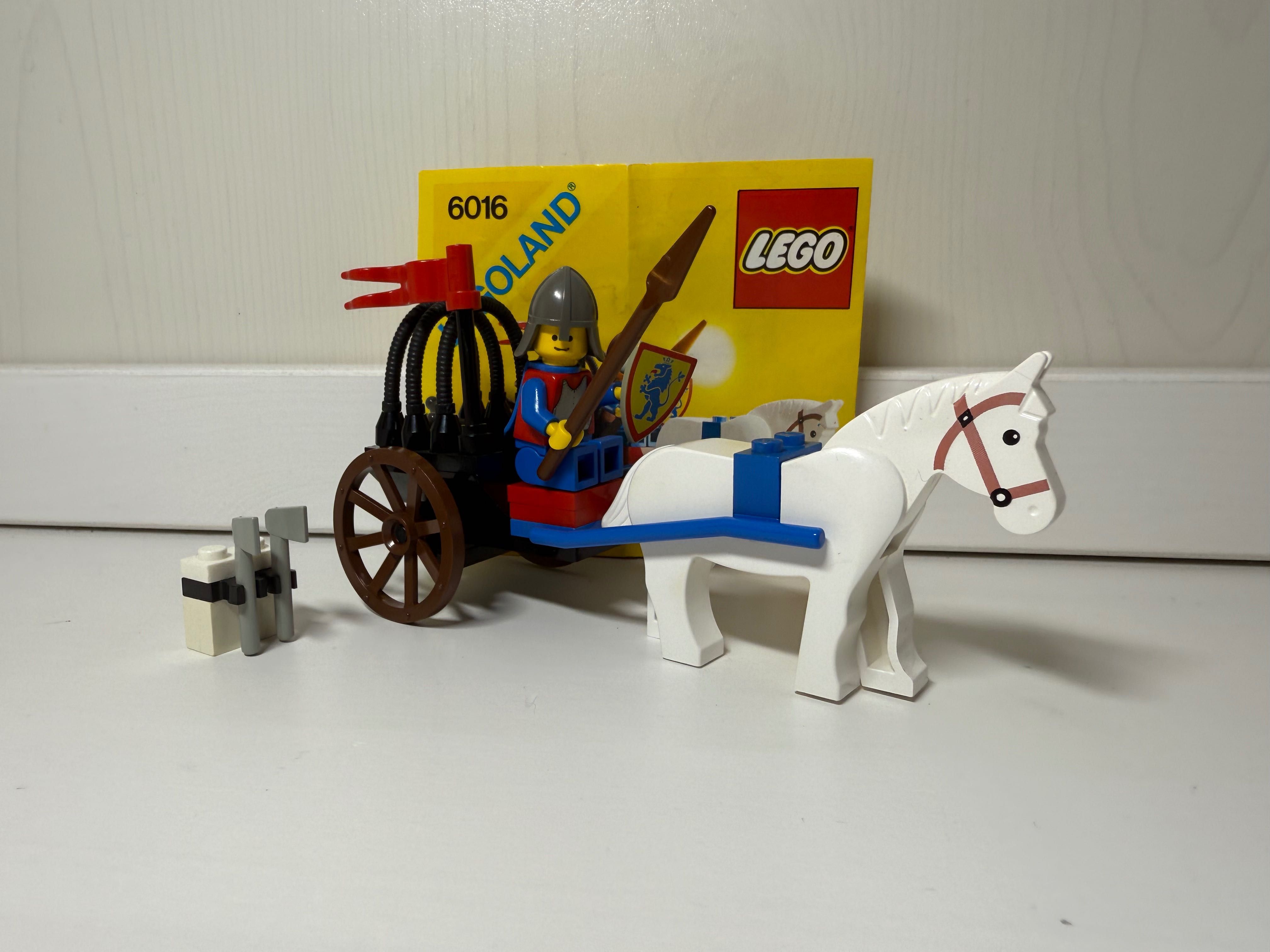 LEGO castle; zestaw 6016 Knights' Arsenal