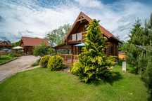 Domek 3 Mazury jacuzzi sauna łódka pomost quady