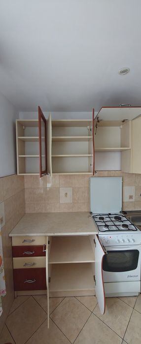 Zestaw mebli kuchennych