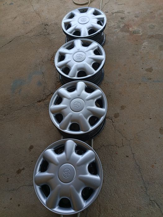 Jantes em aço 14"originais Toyota Corolla
