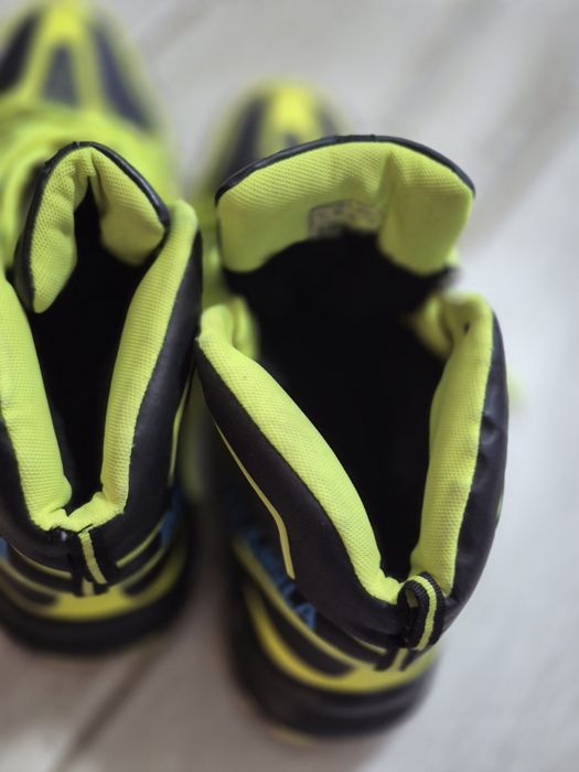 Утеплені чоловічі кросівки 45р