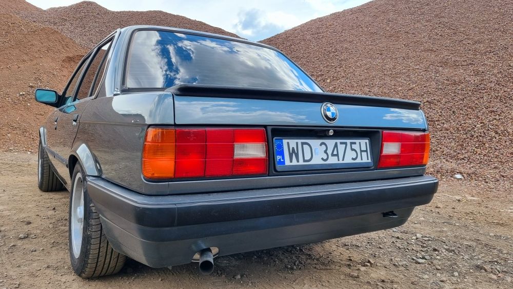 Bmw E30 Śliczna Doinwestowana 1.6 Sporty  Zamiana Na Autolawetę