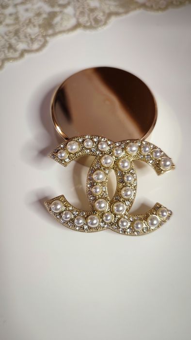 Броши в стиле Диор, Шанель,Селин