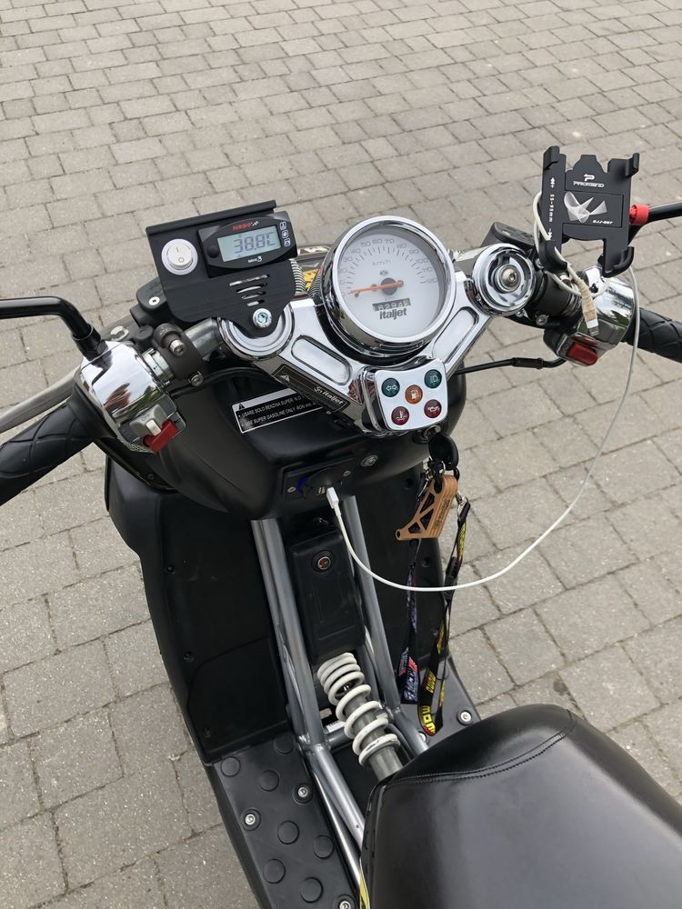 Italjet Dragster 50(aerox, yamaha, aprilia sr)