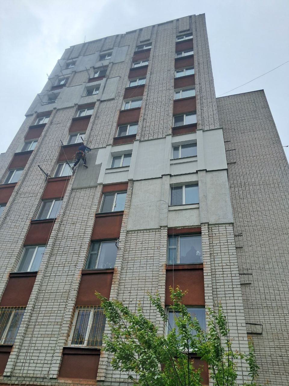 Утеплення фасадів квартир стін.Висотні роботи Недорого.Монтаж козирків