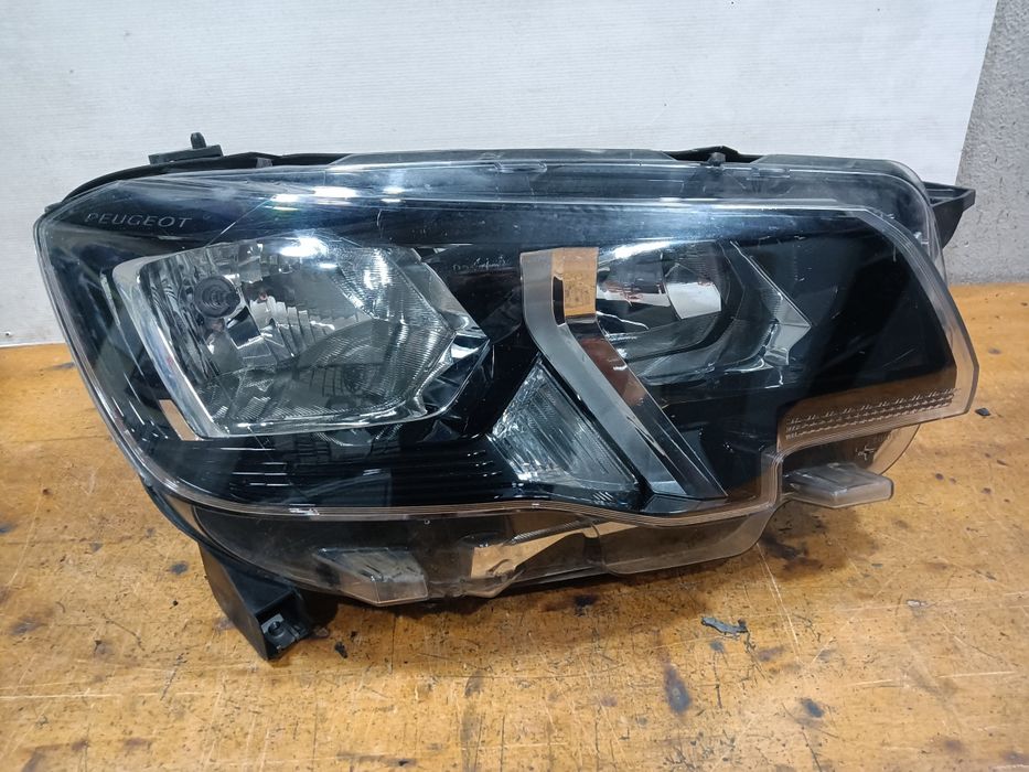 Farol Peugeot partner Rifter ótica 2022