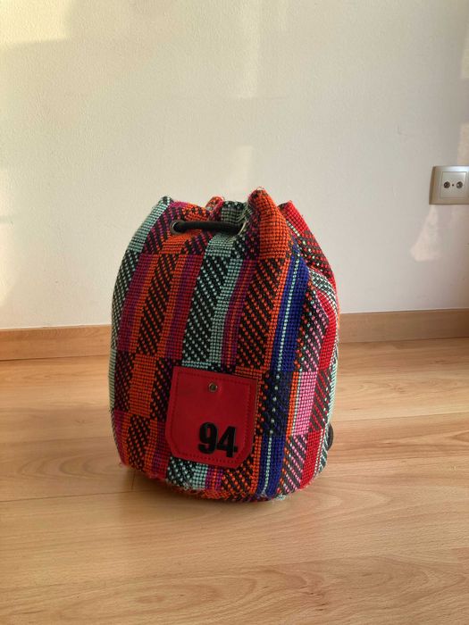 Mochila / Mala / Saco de corda Colorido Parfois