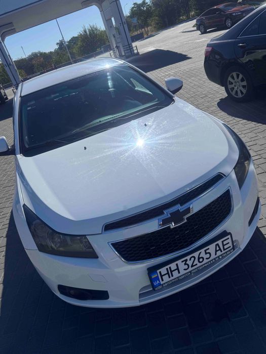 Шевроле Круз 2012 года