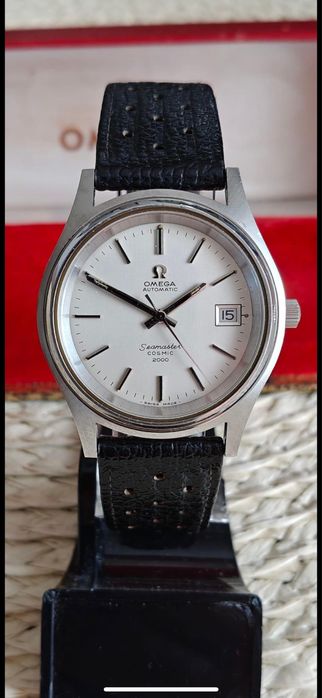 Omega cosmic 2000