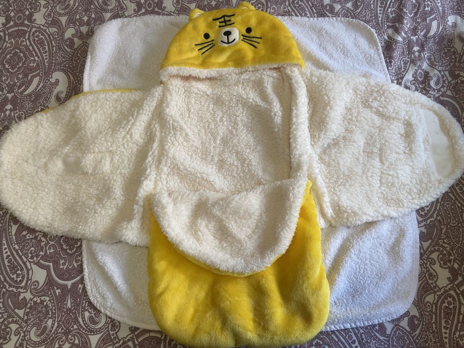 Baby swaddle blanket