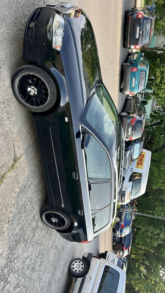 Audi A4 B7.