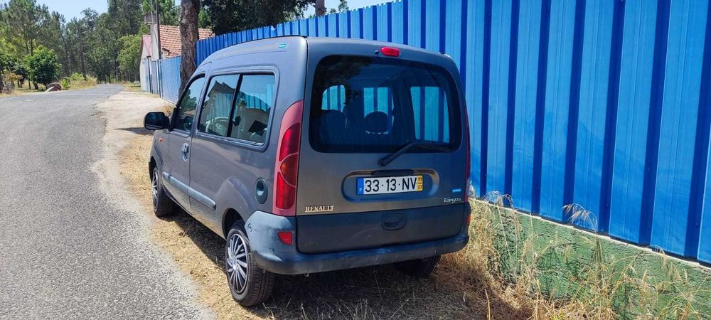 Renault Kangoo 1.4 gasolina, ano 1999, 5 lugares