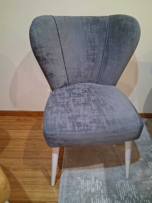 Conjunto de 6 Cadeiras de Sala — Como Novas