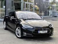 Tesla Model S 85. Возможен обмен на авто ,либо недвижимость