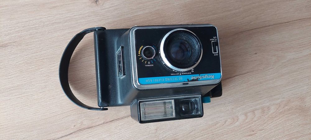 Aparat fotograficzny polaroid Keystone model 800