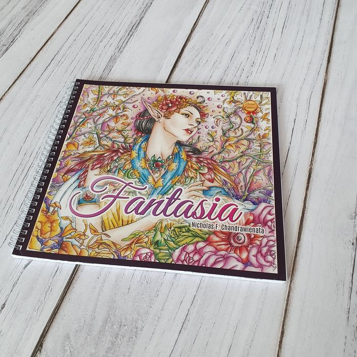 Nowa kolorowanka Fantasia / Nicholas F. Chandrawienata