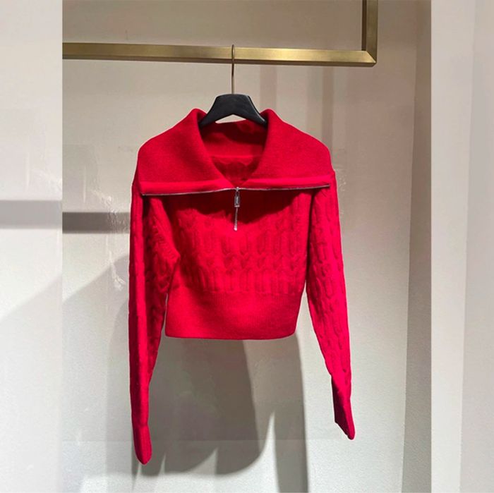 Светр червоний розмір xs-s