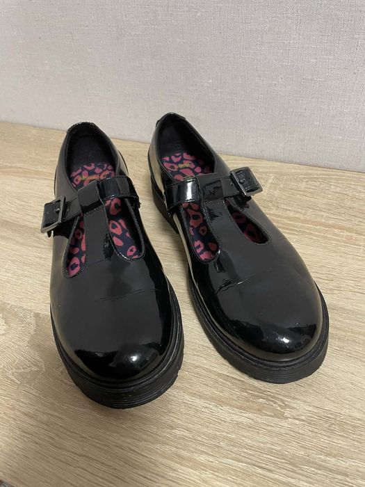 Туфлі шкіряні жіночі