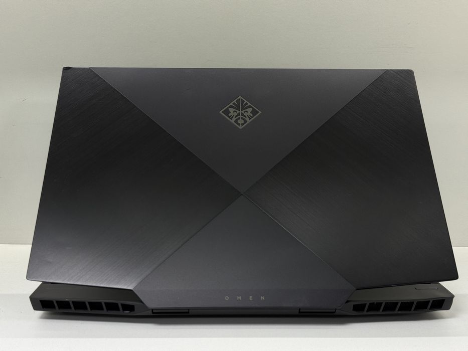 RTX 2070 Super, 8GB | 32 RAM | i7-10gen | RGB | FHD 300Hz | HP OMEN 15