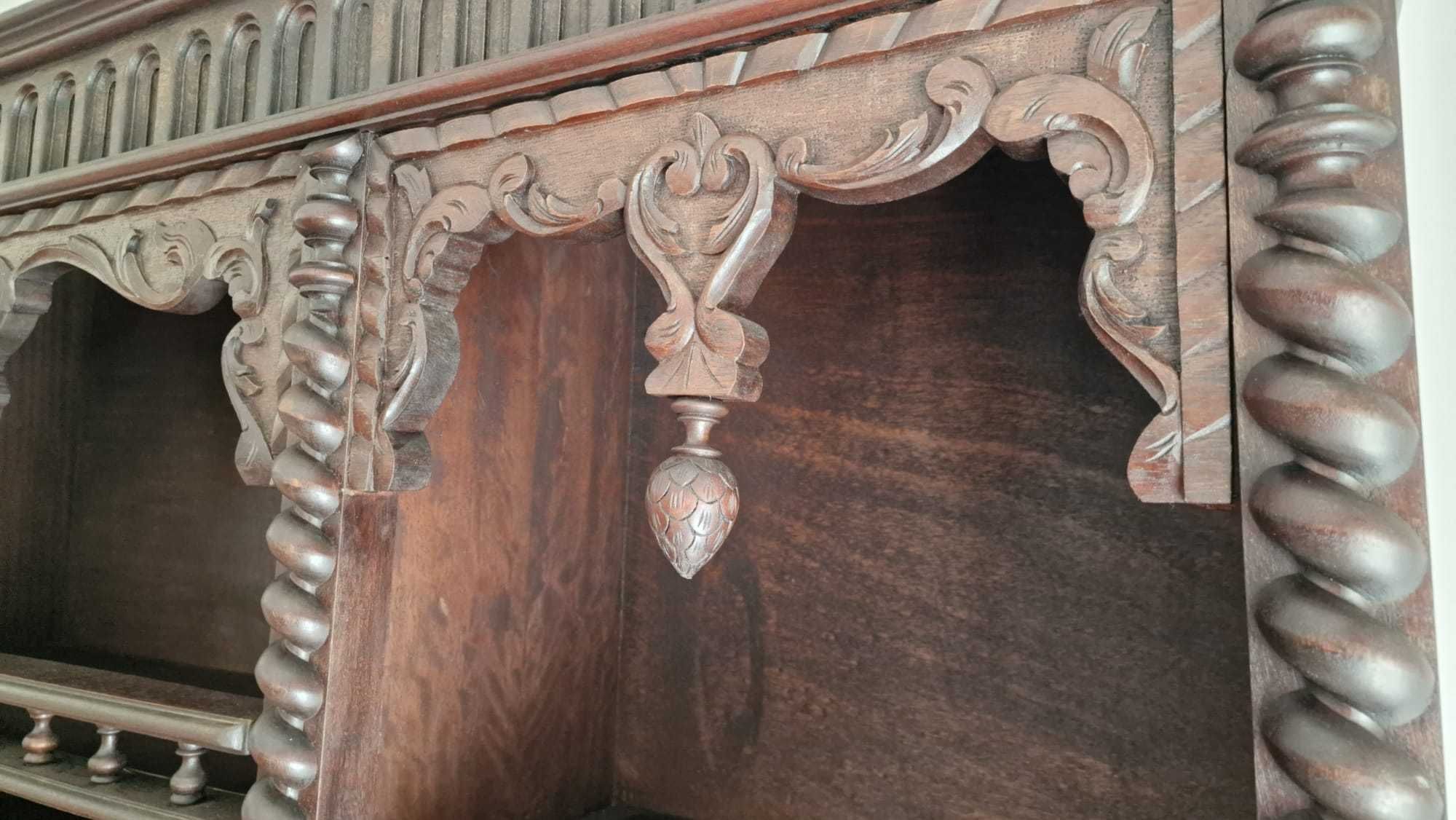 Conjunto de Móveis de Sala de Jantar (Madeira Maciça)