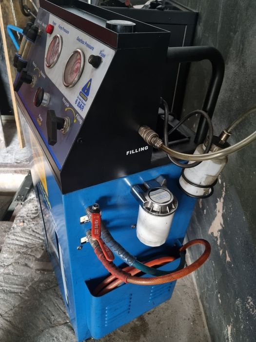 Urządzenie do dynamicznej wymiany oleju w skrzyniach automatycznych