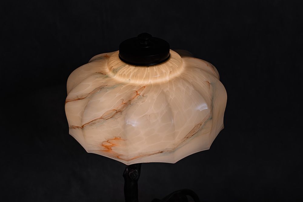 Lampa stołowa / biurkowa z figurą lwa, lata 30. XX wieku