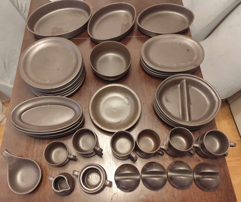 Zastawa naczynia kamionkowa ceramika Bolesławiec duży zestaw.
