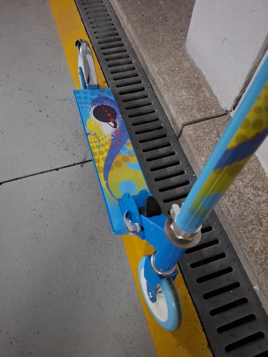 Vendo trotinete de criança