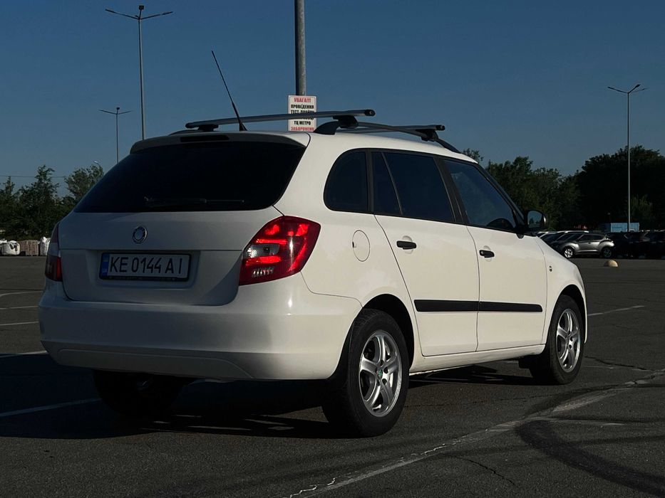 Аренда авто. Авто под такси. Skoda Fabia 1,2 газ/бензин