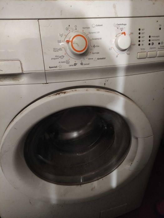 Електролюкс стиральную машину по запчастях. Electrolux.