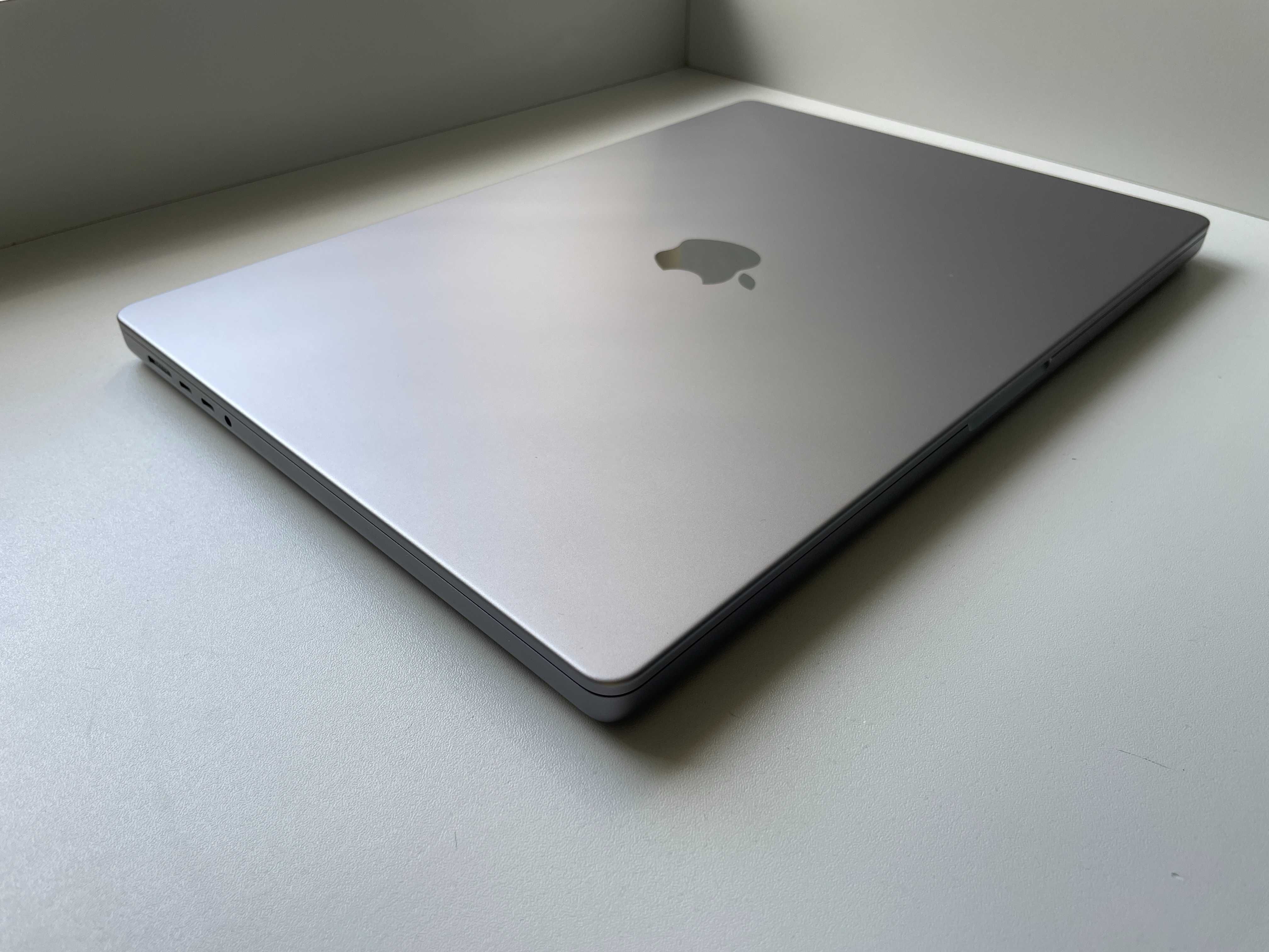 Macbook Pro 16 M1 2021 полный комплект, коробка Цена 1600$