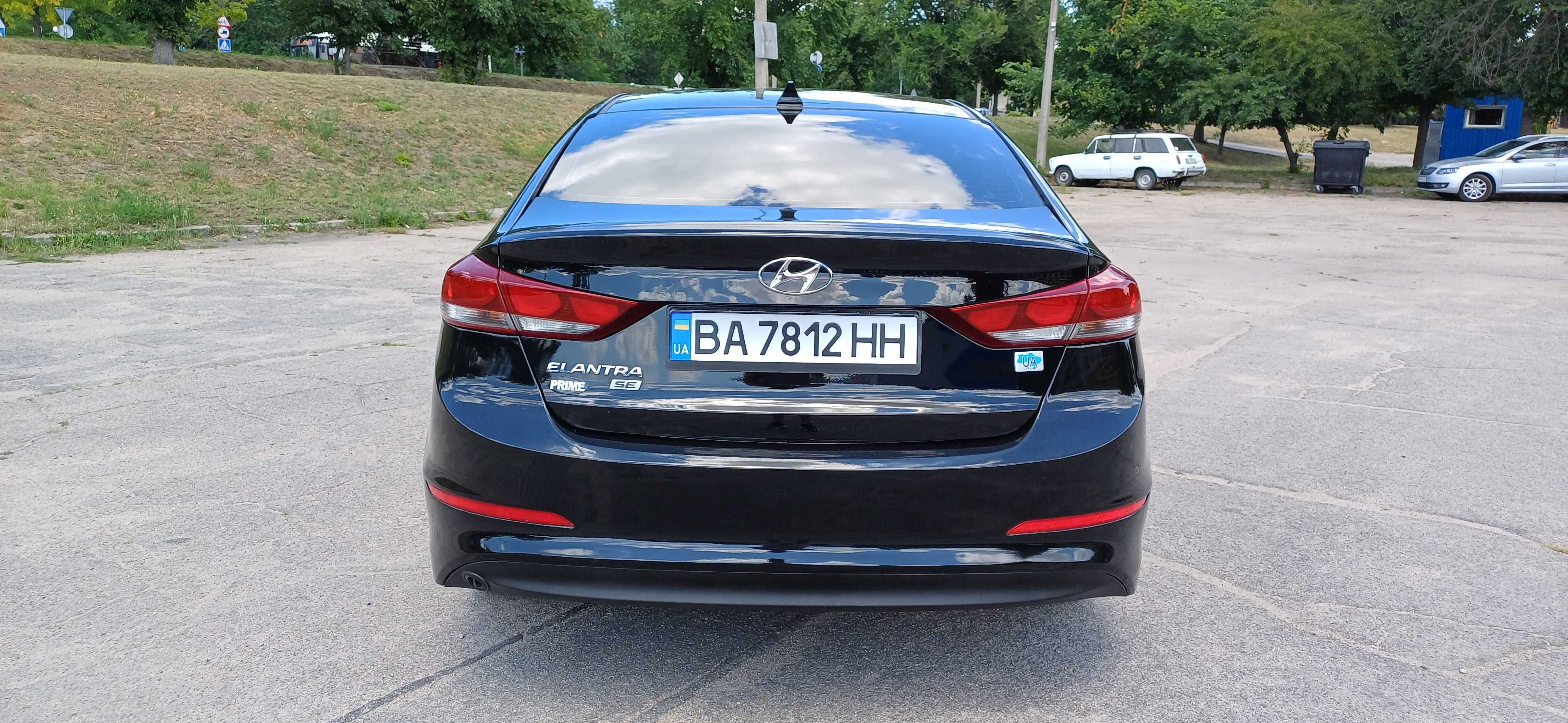Hyundai Elantra 2.0 ГАЗ-Бензин автомат у відмінному стані
