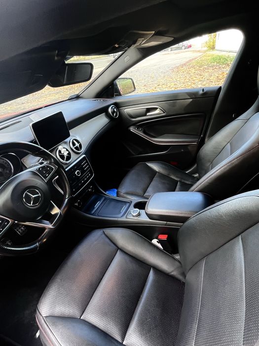 Mercedes CLA 200