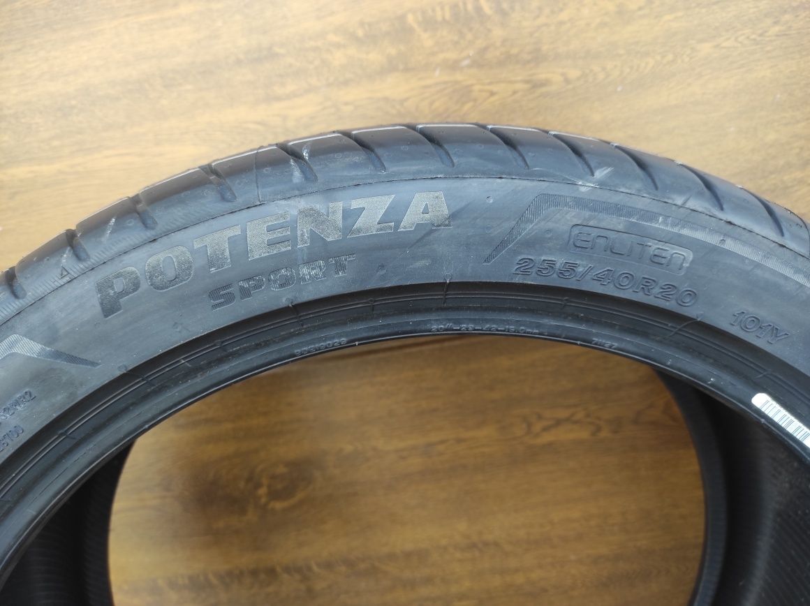 M Opona BRIDGESTONE Potenza  Sport 255/40R20