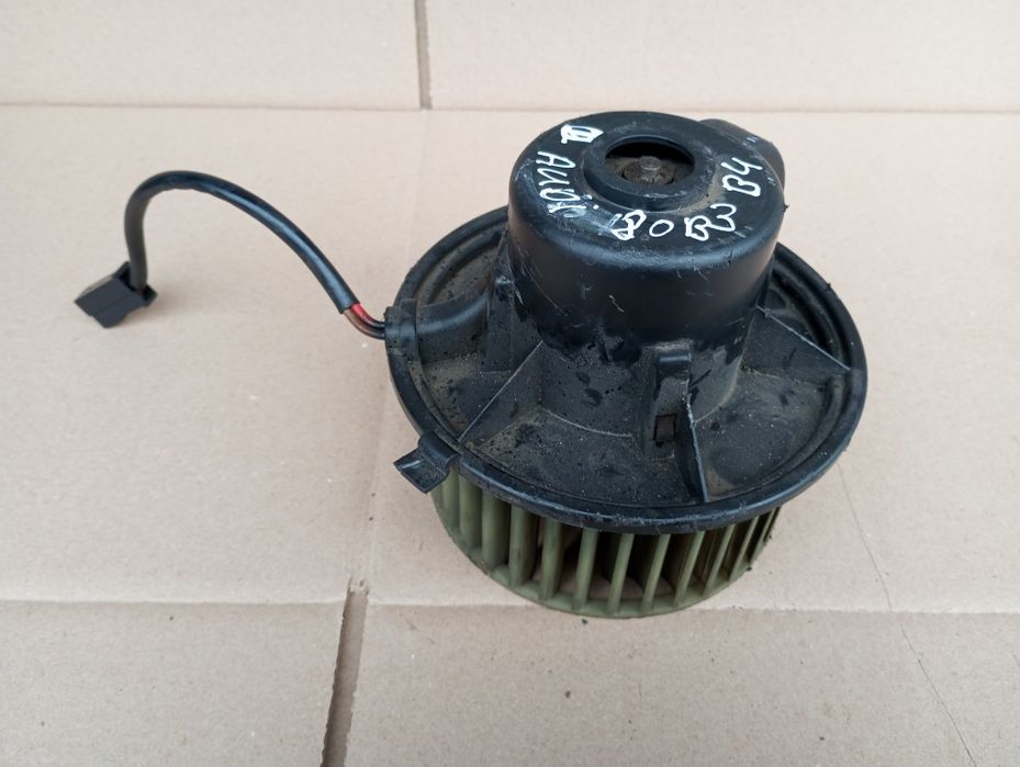 Вентилятор пічки печки моторчик Audi 80 B3 B4 Ауді