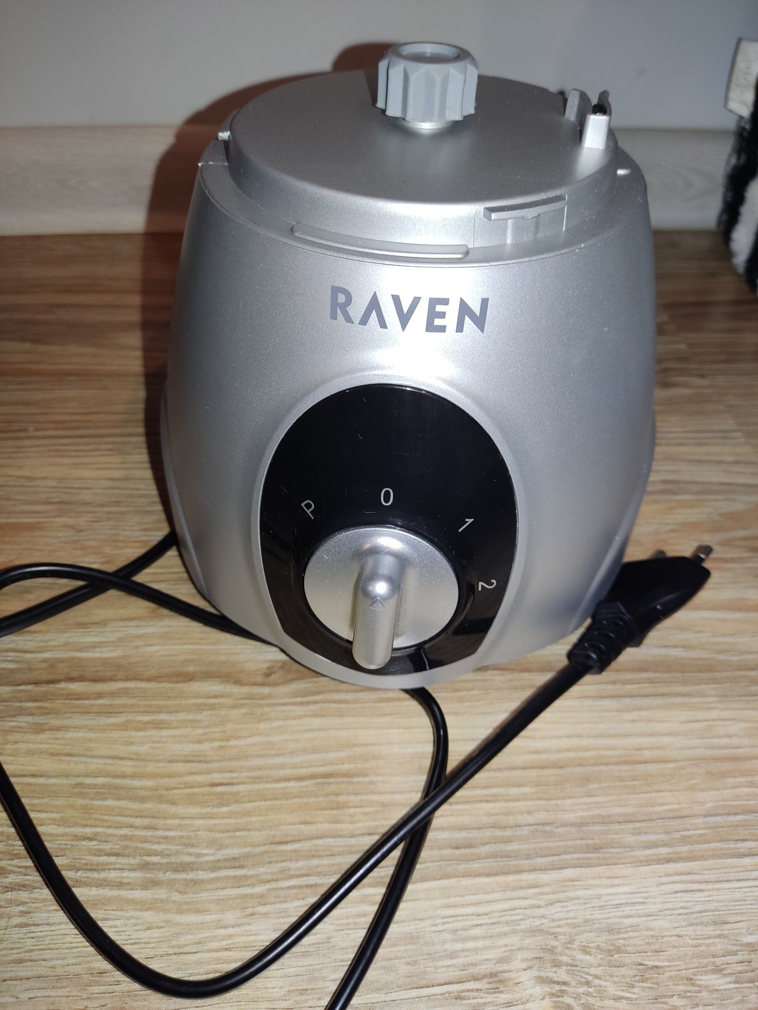 Blender kielichowy RAVEN EBK002