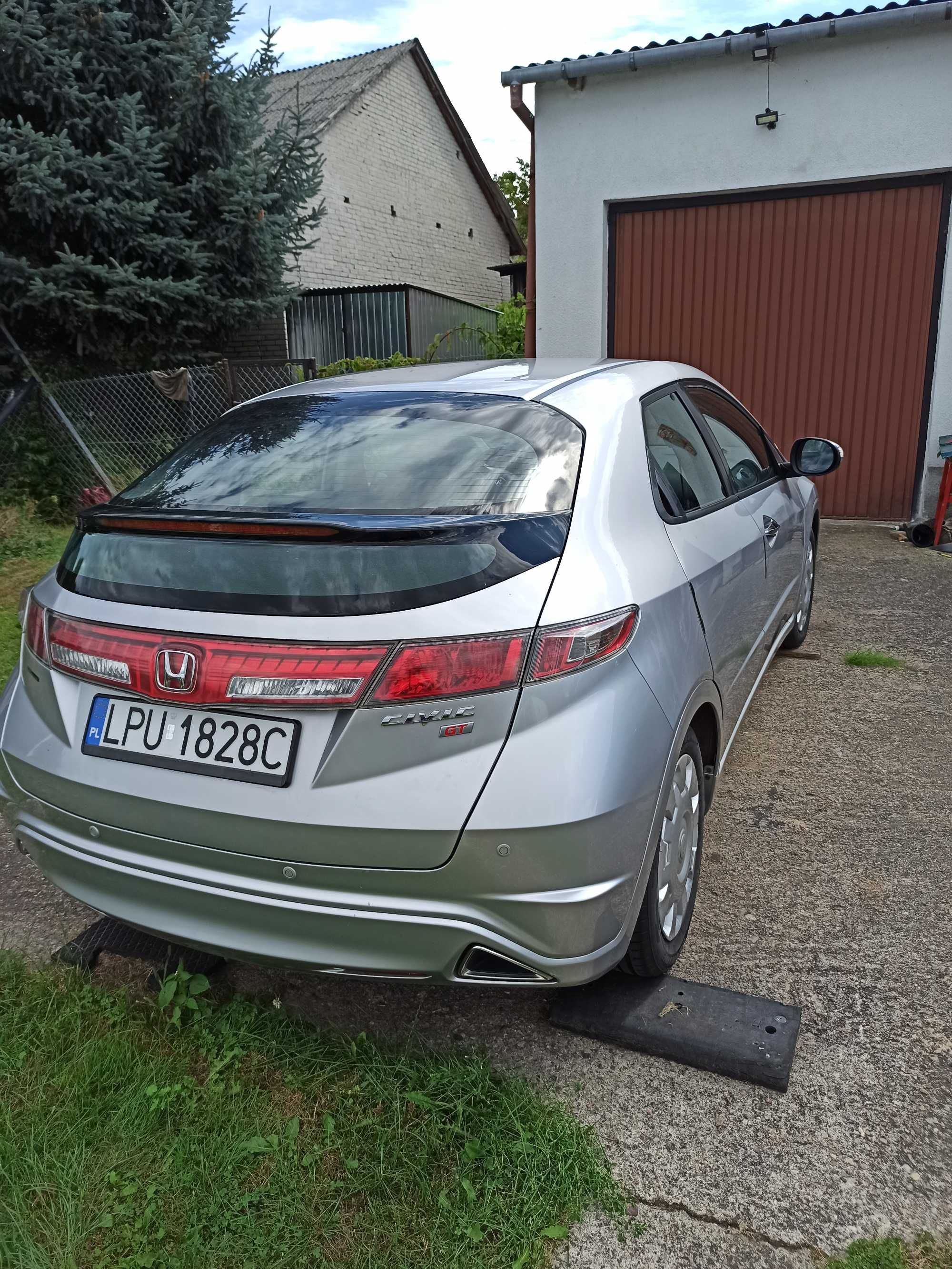 Honda Civic Ufo 1.4 SPORT GT 2010 super stan