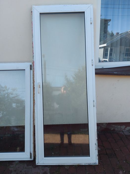 Sprzedam okno i drzwi balkonowe uzywane