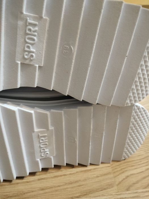 Buty zimowe śniegowce