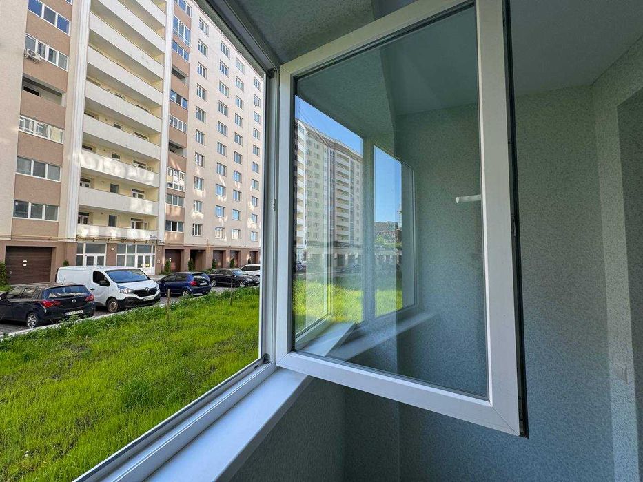 Продаж 1 к квартири в зданій новобудові з якісним ремонтом Озерна Рауш
