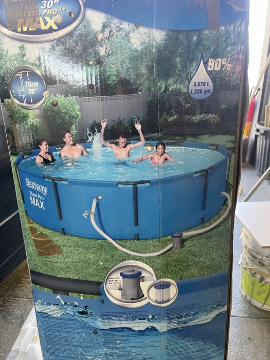 Piscina bestway  e intex usada  cada 25euros