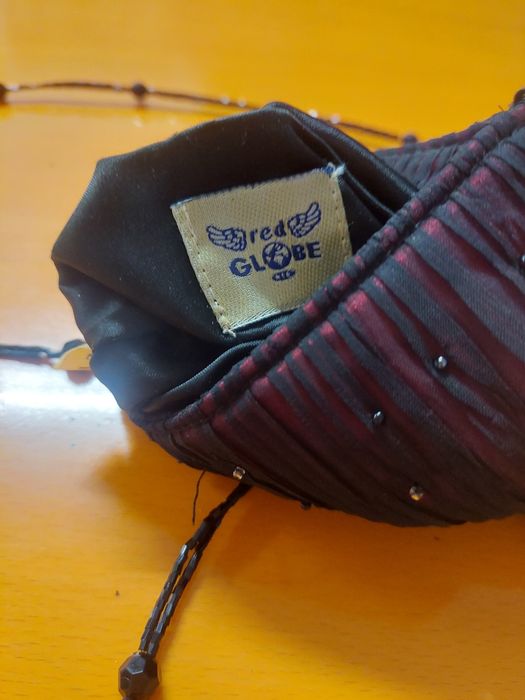 Pequena bolsa  de cerimonia Globe