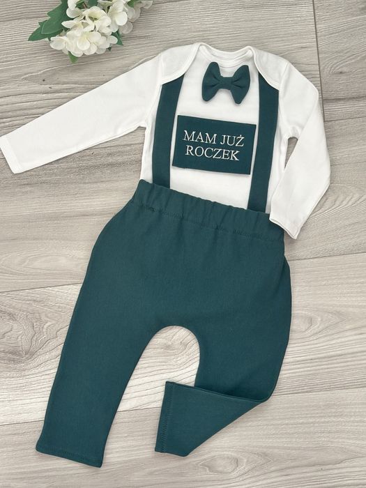 Ubranko na roczek dla chlopca butelkowa zieleń