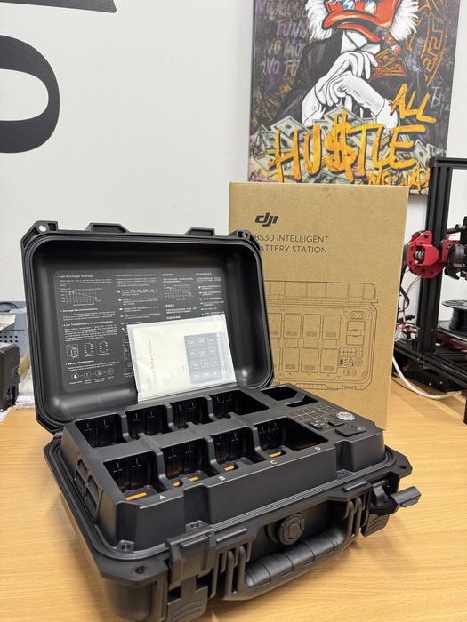 Інтелектуальна зарядна станція DJI BS30 для Matrice 30
