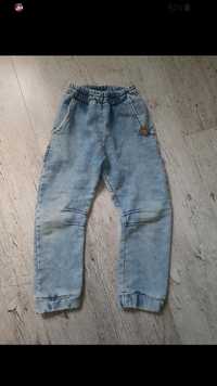 Spodnie dżinsy  r.104