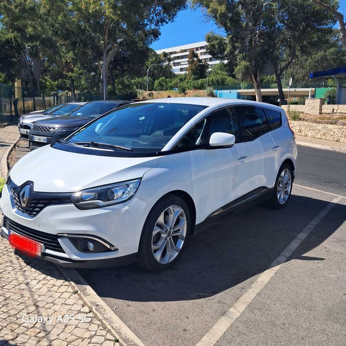 Renault Grand Scenic IV ( 1.7 BLUE DCI 120CH BUSINESS EDC 7 Assentos)