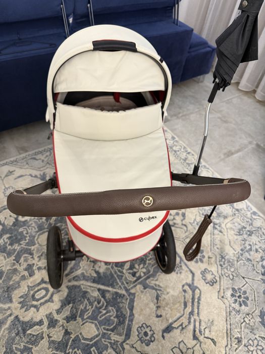 Cybex platinium cybex priam 2.0 ferrari silver
