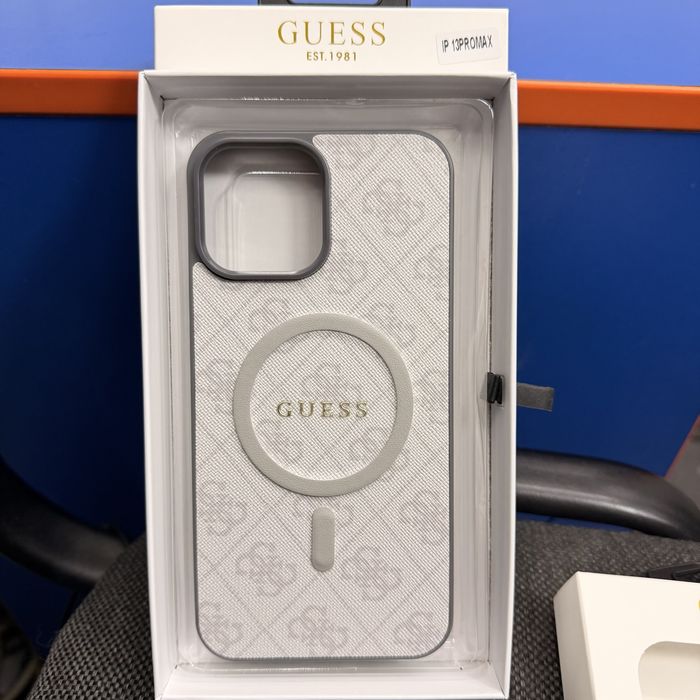 Продам нові чехли Guess на iphone