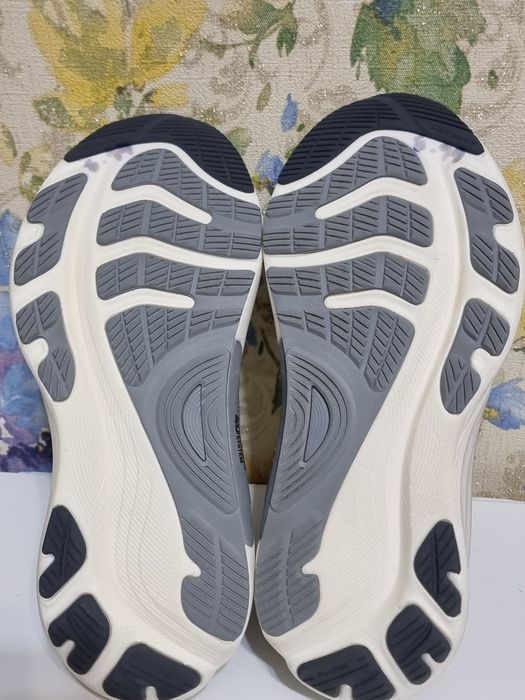 Оригінал 100% чоловічі кросівки asics kayano 32   eur 41.5