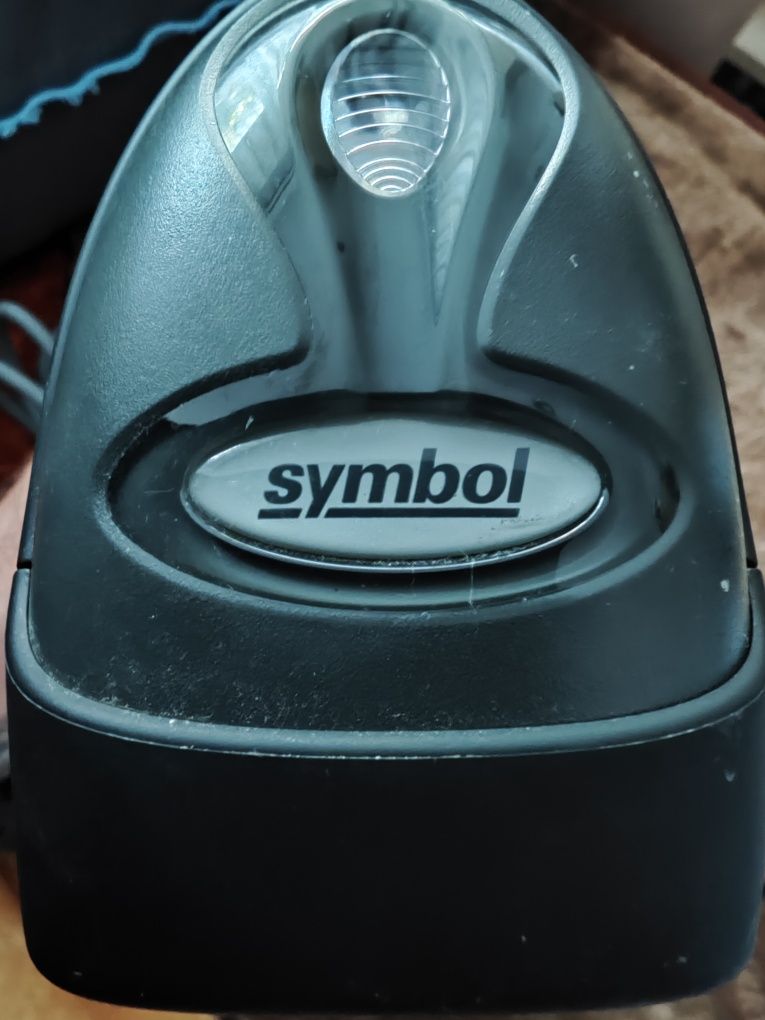 Czytnik Kodów Skaner Magazynowy Zebra model LS2208 USB. Używany